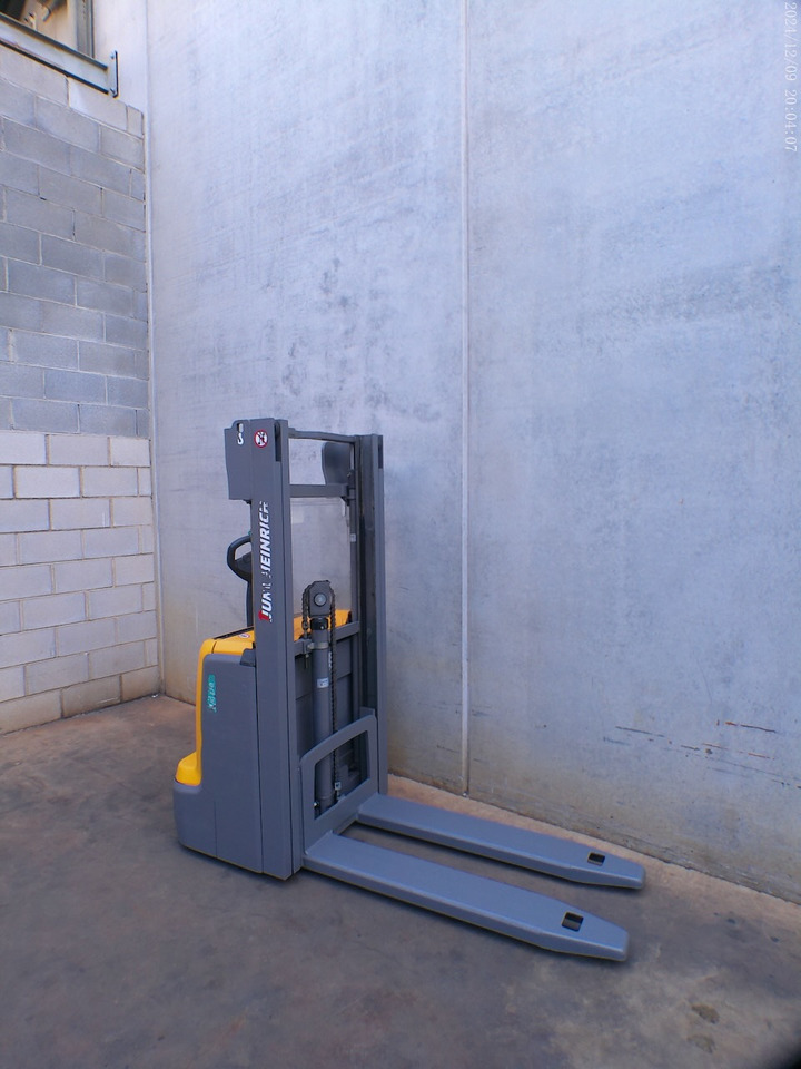 Jungheinrich EJC 110 250 ZZ - Gerbeur: photos 4 Jungheinrich EJC 110 250 ZZ - Gerbeur: photos 4