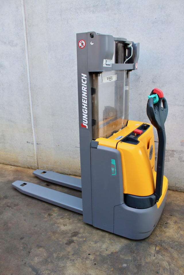 Jungheinrich EJC 110 250 ZZ LI-ion - Gerbeur: photos 1 Jungheinrich EJC 110 250 ZZ LI-ion - Gerbeur: photos 1