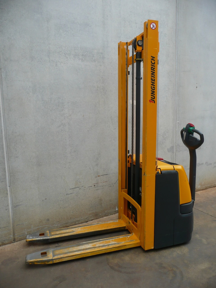 Jungheinrich EJC 110 360 ZT - Gerbeur: photos 2 Jungheinrich EJC 110 360 ZT - Gerbeur: photos 2