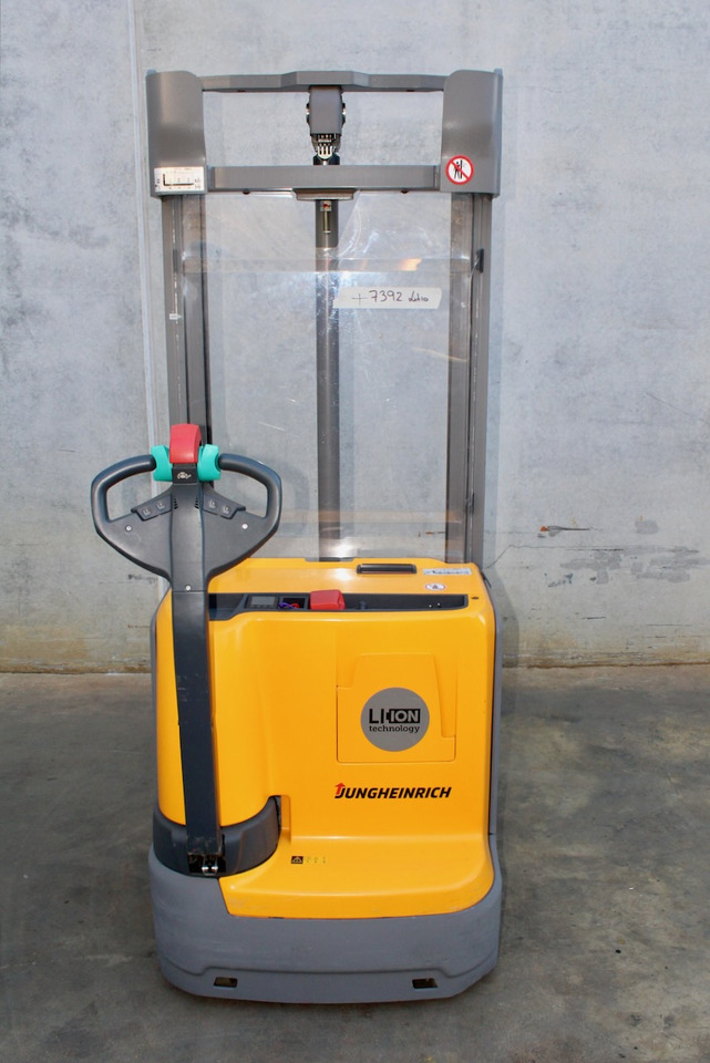 Jungheinrich EJC 212 320 ZT LI-ION - Gerbeur: photos 5 Jungheinrich EJC 212 320 ZT LI-ION - Gerbeur: photos 5