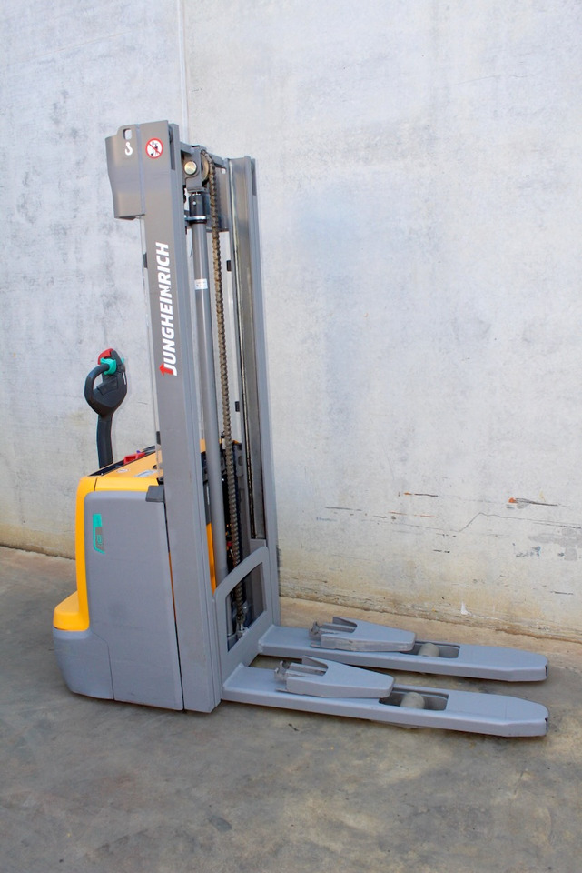 Jungheinrich EJC 212 320 ZT LI-ION - Gerbeur: photos 4 Jungheinrich EJC 212 320 ZT LI-ION - Gerbeur: photos 4