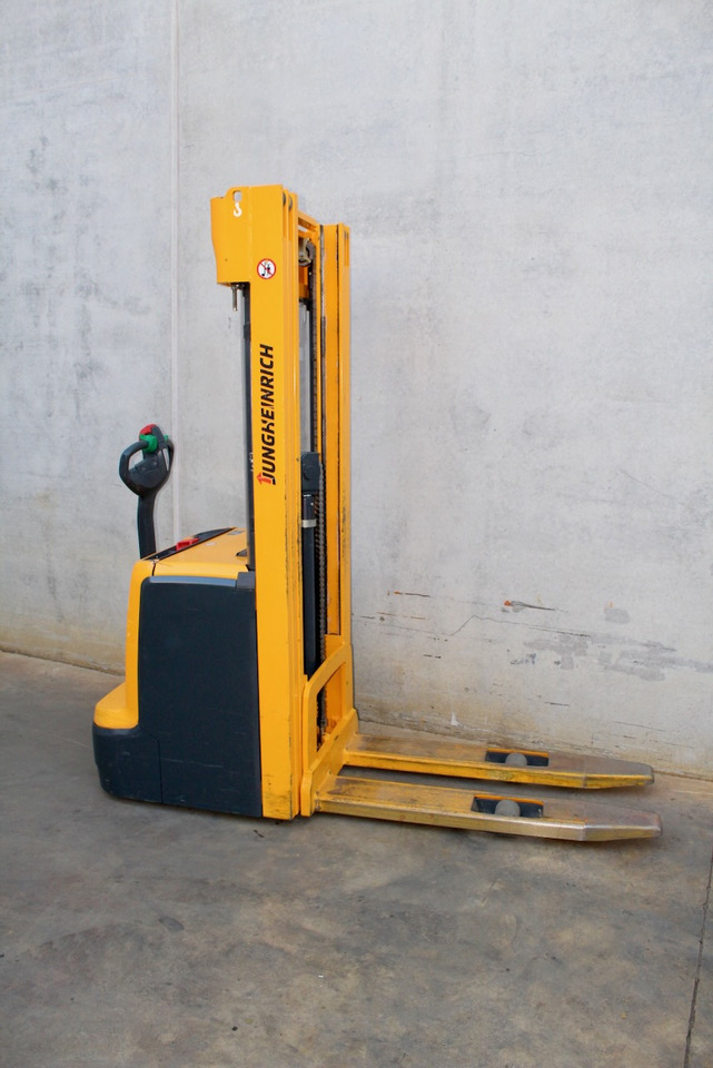 Jungheinrich EJC 212 470 DZ - Gerbeur: photos 4 Jungheinrich EJC 212 470 DZ - Gerbeur: photos 4