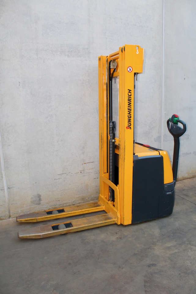 Jungheinrich EJC 212 470 DZ - Gerbeur: photos 2 Jungheinrich EJC 212 470 DZ - Gerbeur: photos 2
