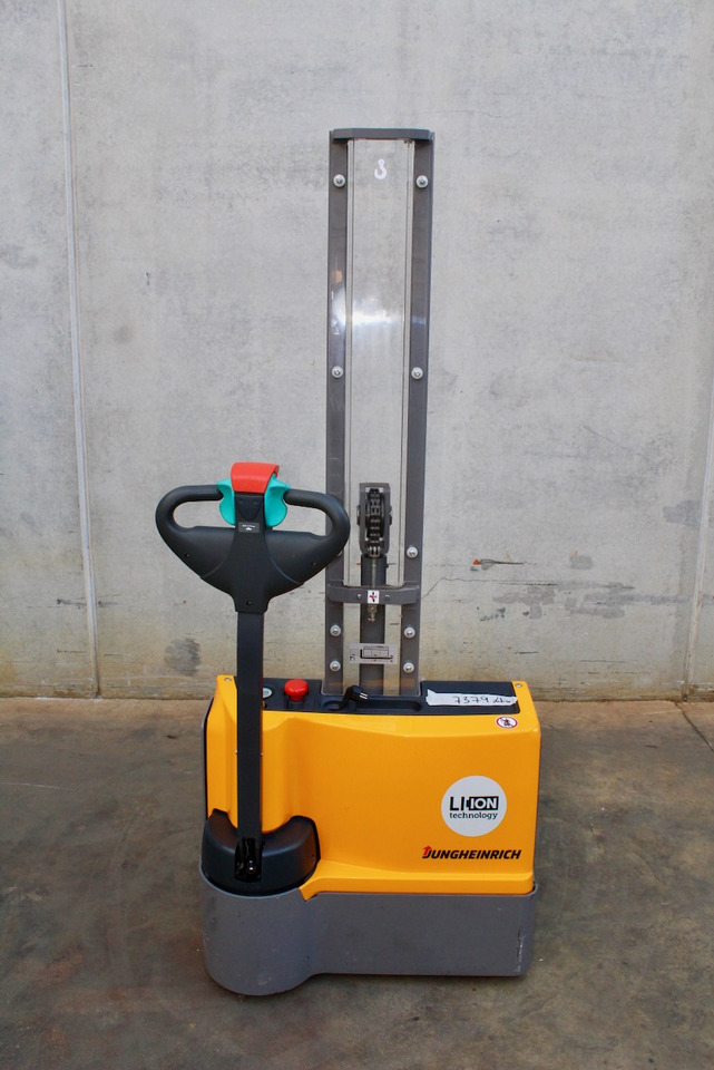 Jungheinrich EJC M10 154 E LI-ION - Gerbeur: photos 5 Jungheinrich EJC M10 154 E LI-ION - Gerbeur: photos 5