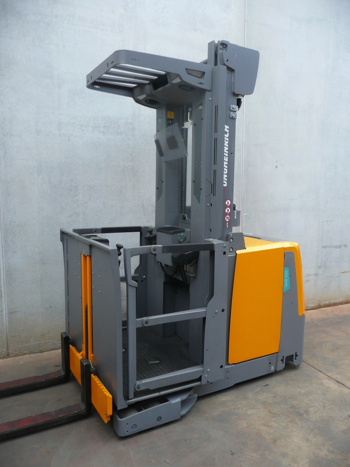 Jungheinrich EKS 310s Z+F 350 ZT - Préparateur de commandes: photos 3 Jungheinrich EKS 310s Z+F 350 ZT - Préparateur de commandes: photos 3