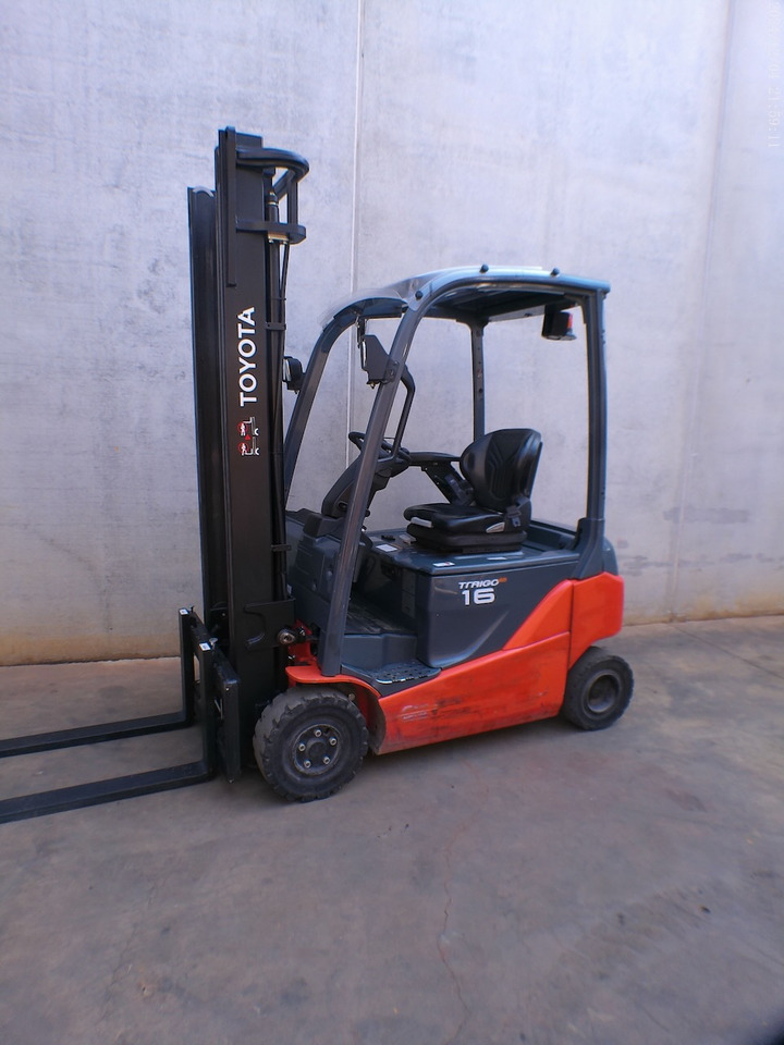 Toyota 8FBMK16T - Chariot élévateur électrique: photos 3 Toyota 8FBMK16T - Chariot élévateur électrique: photos 3