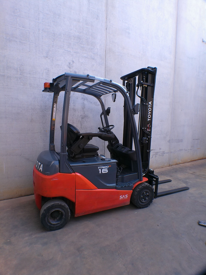 Toyota 8FBMK16T - Chariot élévateur électrique: photos 2 Toyota 8FBMK16T - Chariot élévateur électrique: photos 2