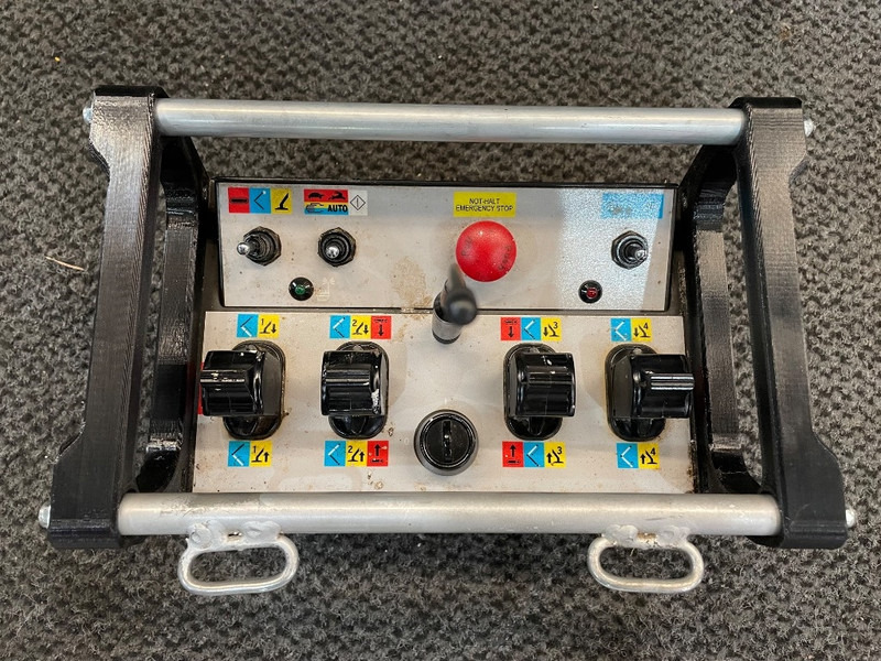 Teupen Leo 24 GT SOLD - Nacelle articulée: photos 4 Teupen Leo 24 GT SOLD - Nacelle articulée: photos 4