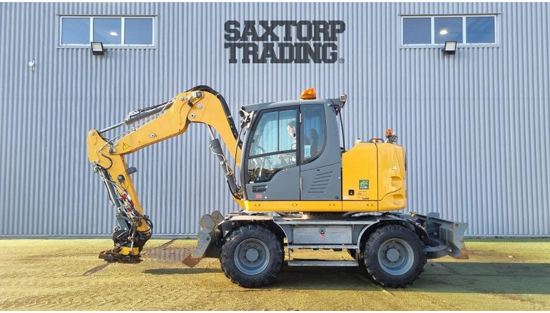 Liebherr A910 Compact, Hjulgrävare - Pelle sur pneus: photos 2 Liebherr A910 Compact, Hjulgrävare - Pelle sur pneus: photos 2