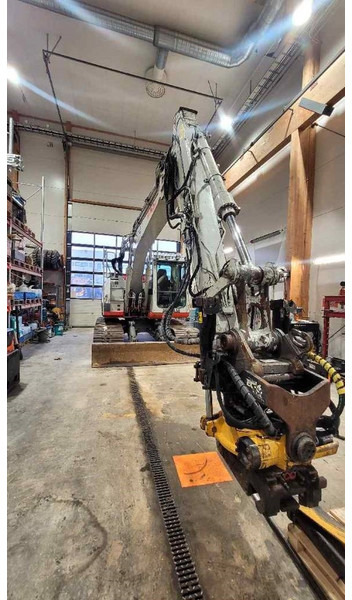 Takeuchi TB 2150 R - Pelle sur chenille: photos 5 Takeuchi TB 2150 R - Pelle sur chenille: photos 5