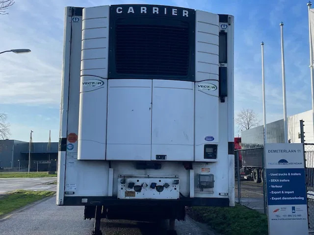 Krone Frigo Double stock carrier vector dubbele verdamper H=270 W=250 cm - Semi-remorque isothermique: photos 2 Krone Frigo Double stock carrier vector dubbele verdamper H=270 W=250 cm - Semi-remorque isothermique: photos 2