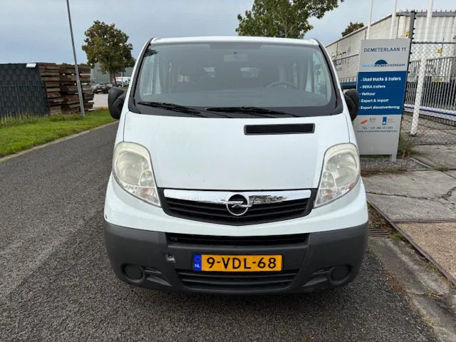 Opel Vivaro 2 2.0Cdti /84kW-E4 crew cab L2H1 - Fourgonnette, Utilitaire double cabine: photos 2 Opel Vivaro 2 2.0Cdti /84kW-E4 crew cab L2H1 - Fourgonnette, Utilitaire double cabine: photos 2