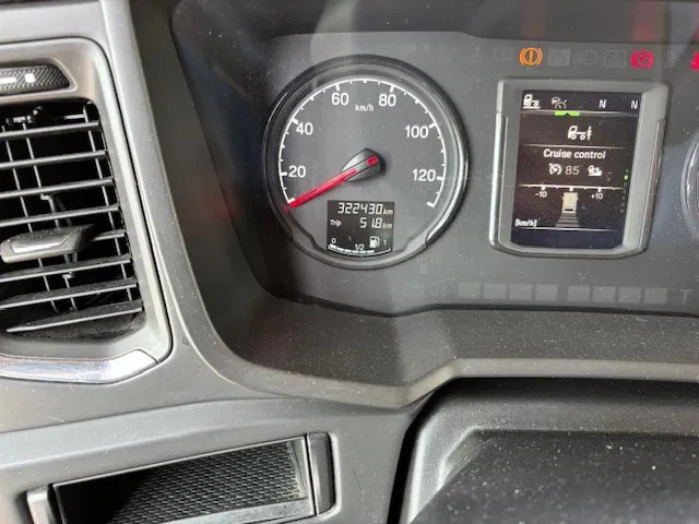 Scania P280 Closed box taillift 2000 kg Fuel CNG ADR 2 units in stock — crédit-bail Scania P280 Closed box taillift 2000 kg Fuel CNG ADR 2 units in stock: photos 14