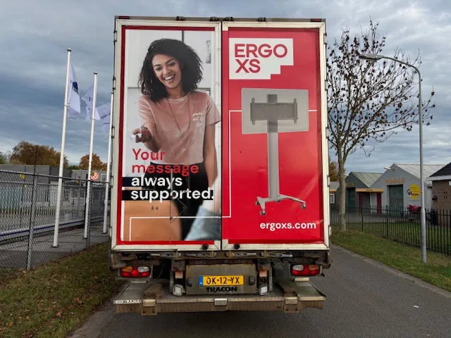 Tracon TRAILERS 2-axle closed box Tridec steering taillift 2 ton - Semi-remorque fourgon: photos 5 Tracon TRAILERS 2-axle closed box Tridec steering taillift 2 ton - Semi-remorque fourgon: photos 5