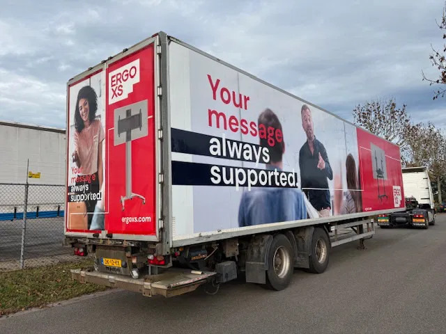 Tracon TRAILERS 2-axle closed box Tridec steering taillift 2 ton - Semi-remorque fourgon: photos 4 Tracon TRAILERS 2-axle closed box Tridec steering taillift 2 ton - Semi-remorque fourgon: photos 4