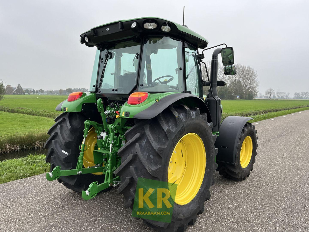 John Deere 5095M - Tracteur agricole: photos 5 John Deere 5095M - Tracteur agricole: photos 5