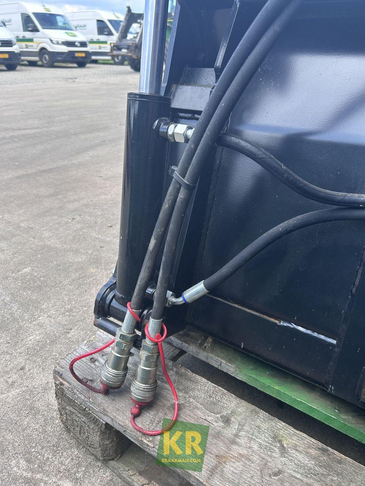 Overig Giant - Godet pour chargeur: photos 3 Overig Giant - Godet pour chargeur: photos 3