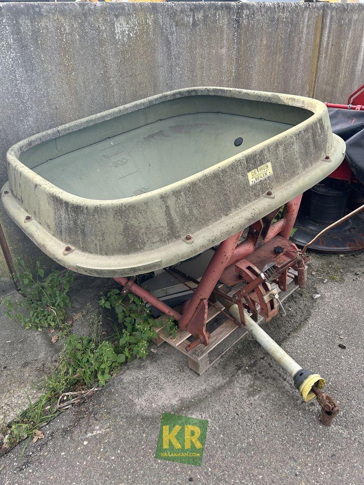 TS6 Trioliet  - Distributeur d'engrais: photos 2 TS6 Trioliet  - Distributeur d'engrais: photos 2