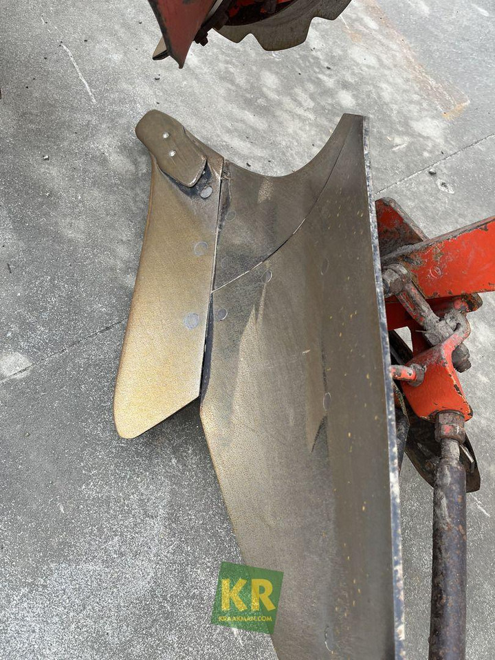 VARI MASTER 121 Kuhn - Charrue: photos 3 VARI MASTER 121 Kuhn - Charrue: photos 3