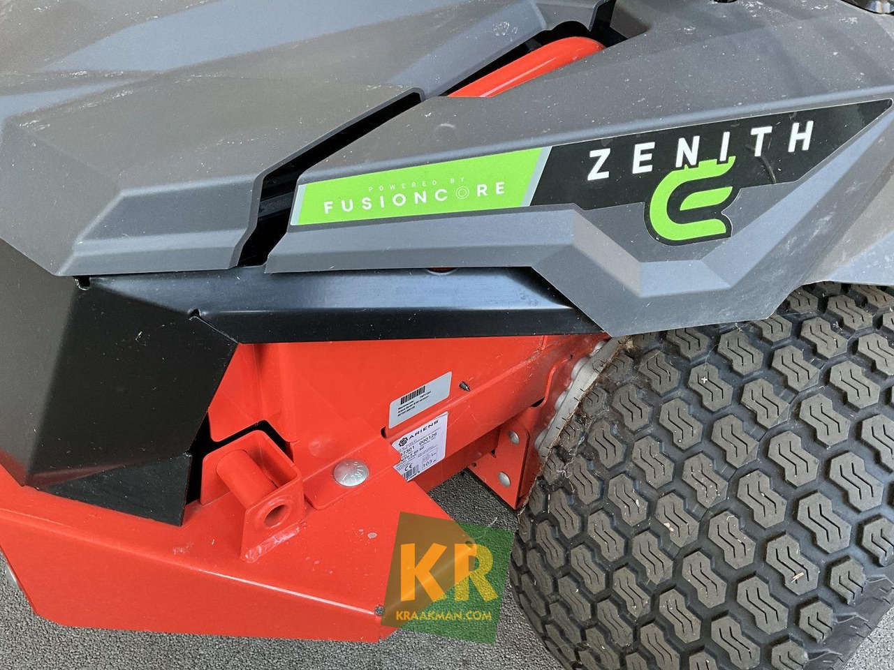 ZENITH Ariens - Motofaucheuse: photos 2 ZENITH Ariens - Motofaucheuse: photos 2