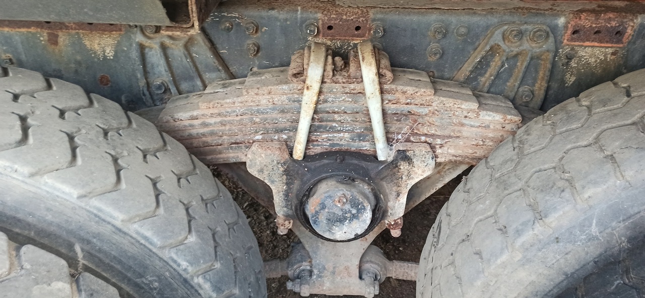 IVECO MAGIRUS EUROTRAKKER EUROTECH EUROSTAR 6x4 6x6 8x4 8x8 - Essieu et pièces pour Camion: photos 1 IVECO MAGIRUS EUROTRAKKER EUROTECH EUROSTAR 6x4 6x6 8x4 8x8 - Essieu et pièces pour Camion: photos 1