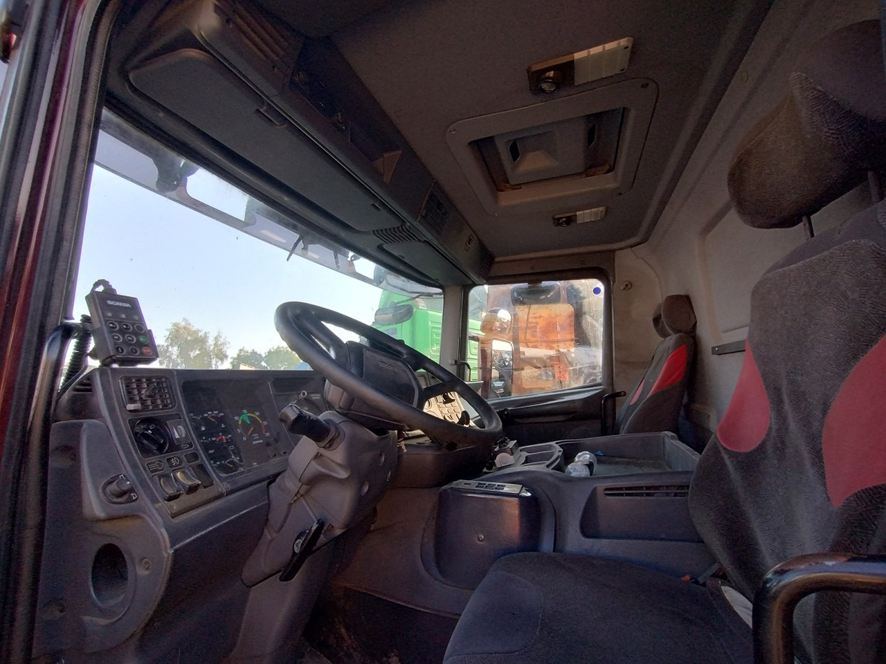 KABINA Scania 94 114 124 - Cabine et intérieur: photos 5 KABINA Scania 94 114 124 - Cabine et intérieur: photos 5