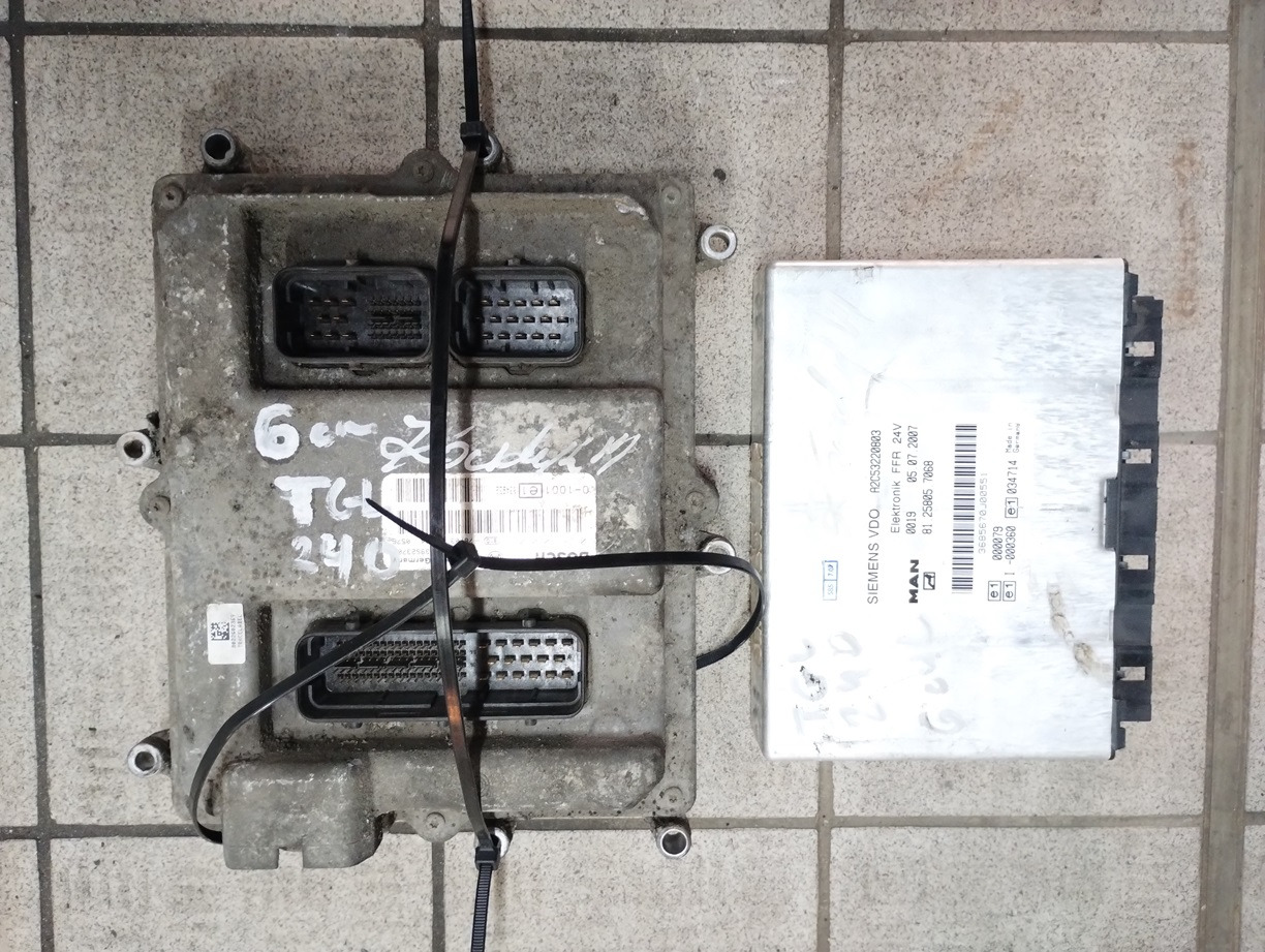 STEROWNIK SILNIKA MAN TGL 240 D0836 E3 0281020067 FFR 81258057068 - Bloc de gestion: photos 1 STEROWNIK SILNIKA MAN TGL 240 D0836 E3 0281020067 FFR 81258057068 - Bloc de gestion: photos 1