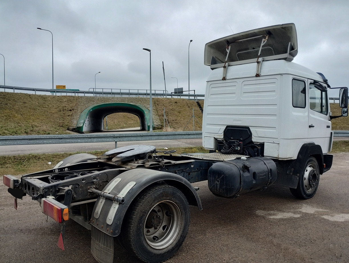 Tracteur routier MERCEDES BENZ 1120 S + NACZEPA  1-OSIOWA  TRAILER: photos 9 Tracteur routier MERCEDES BENZ 1120 S + NACZEPA  1-OSIOWA  TRAILER: photos 9