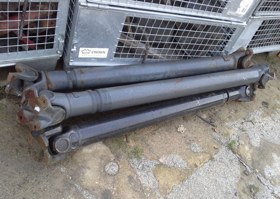 WAŁ NAPĘDOWY MAN F90 F2000 4X2 4X4 6X2 6X4 6X6 8X4 8X6 8X8 - Arbre à cardan: photos 3 WAŁ NAPĘDOWY MAN F90 F2000 4X2 4X4 6X2 6X4 6X6 8X4 8X6 8X8 - Arbre à cardan: photos 3