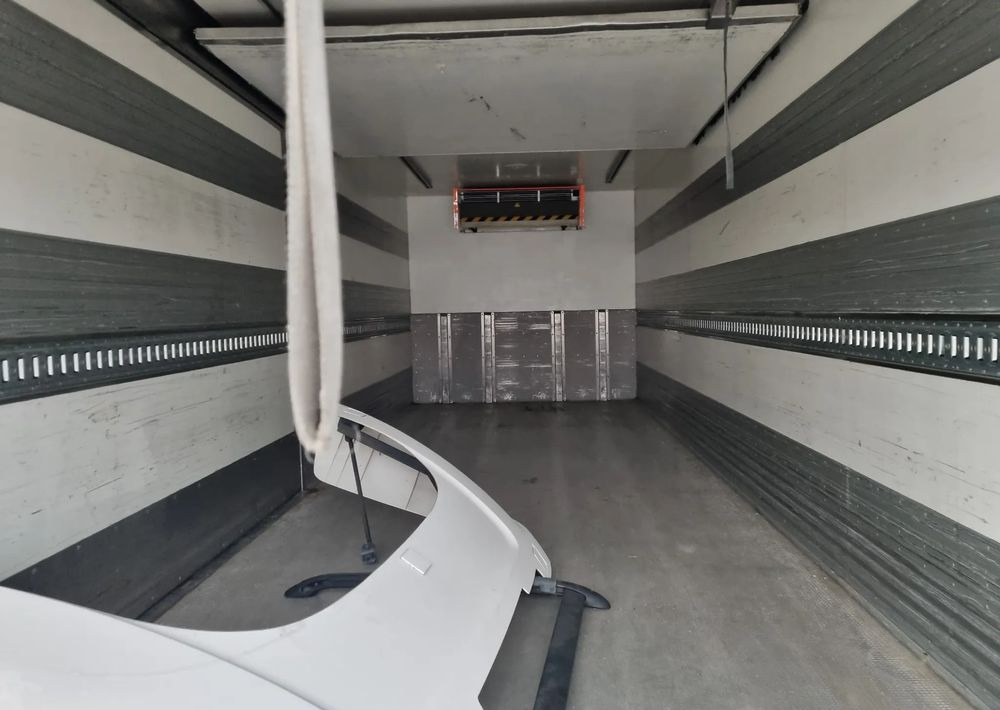 Scania P400 - Camion frigorifique: photos 5 Scania P400 - Camion frigorifique: photos 5