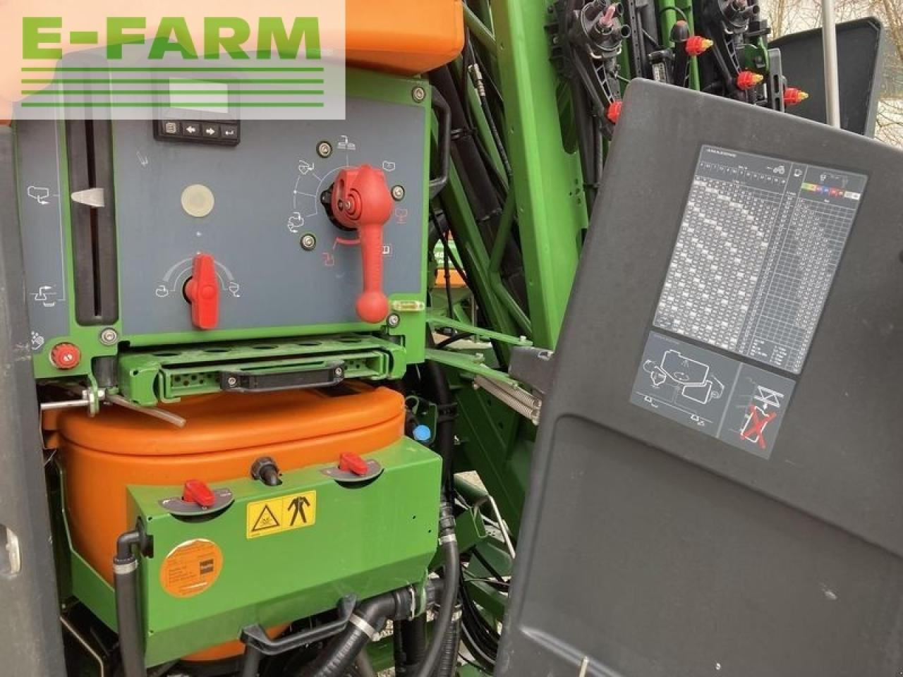 Amazone uf 2002, 25 cm düsenabstand - Pulvé porté: photos 4 Amazone uf 2002, 25 cm düsenabstand - Pulvé porté: photos 4