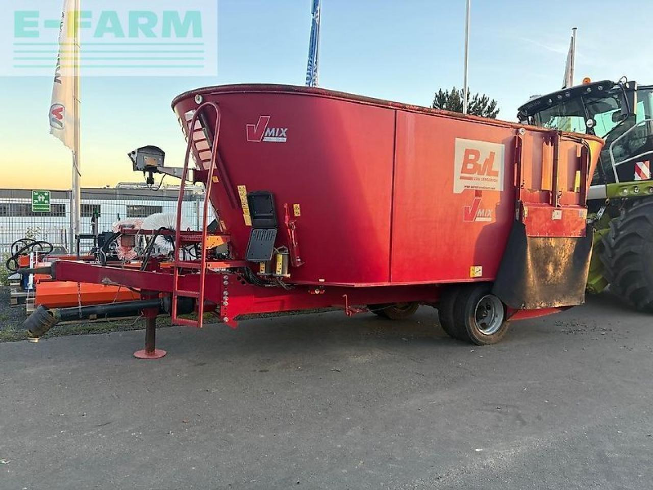 BVL - van Lengerich bvl futtermischwagen v-mix 20-2s - Matériel d'élevage: photos 1 BVL - van Lengerich bvl futtermischwagen v-mix 20-2s - Matériel d'élevage: photos 1