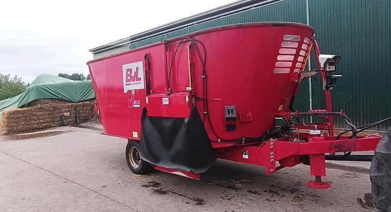 BVL - van Lengerich bvl futtermischwagen v-mix 20-2s - Matériel d'élevage: photos 3 BVL - van Lengerich bvl futtermischwagen v-mix 20-2s - Matériel d'élevage: photos 3