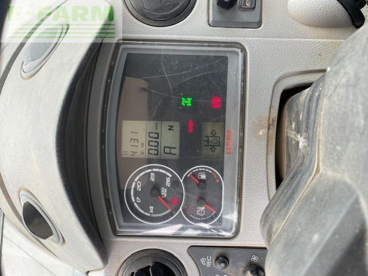 CLAAS ARION 530 CIS CIS - Tracteur agricole: photos 5 CLAAS ARION 530 CIS CIS - Tracteur agricole: photos 5