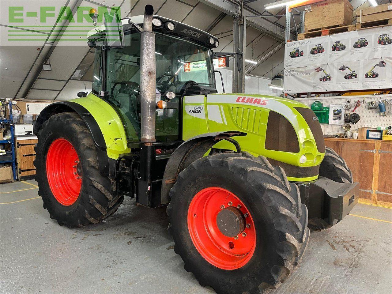 CLAAS ARION 640 CIS 50K CIS - Tracteur agricole: photos 1 CLAAS ARION 640 CIS 50K CIS - Tracteur agricole: photos 1