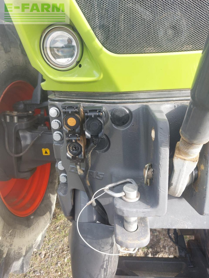 CLAAS Axion 960 - Tracteur agricole: photos 4 CLAAS Axion 960 - Tracteur agricole: photos 4