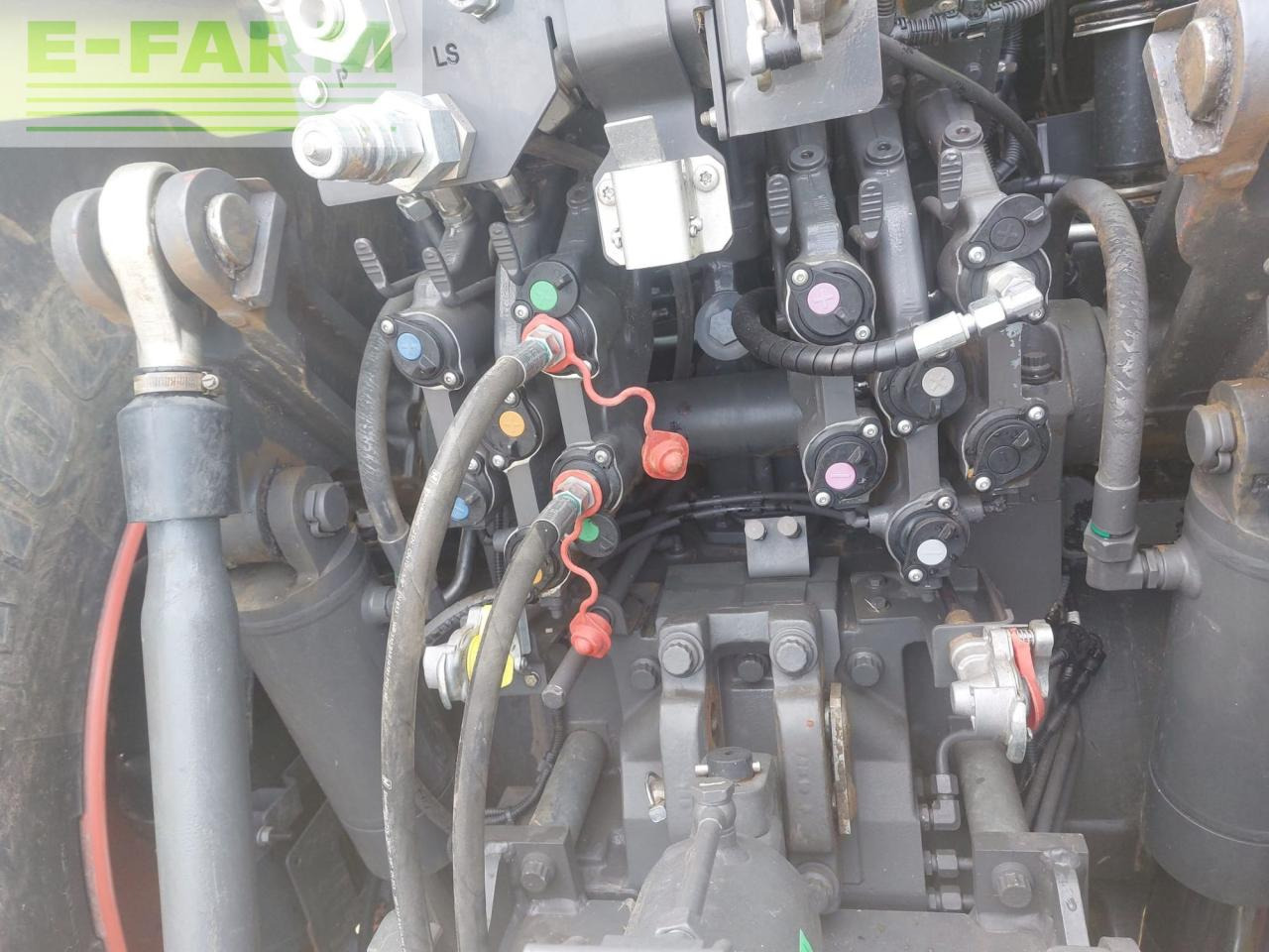 CLAAS Axion 960 - Tracteur agricole: photos 5 CLAAS Axion 960 - Tracteur agricole: photos 5