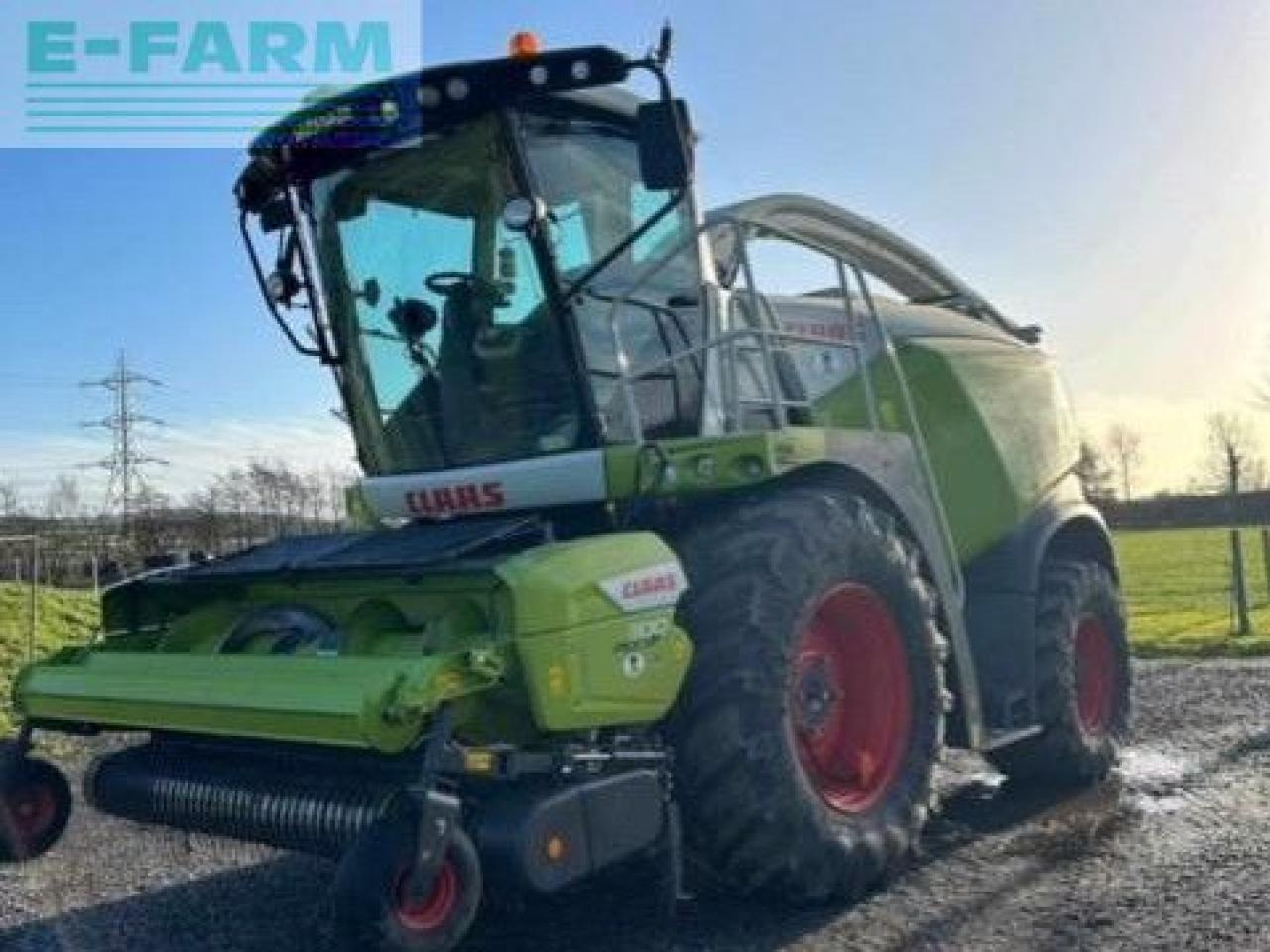 CLAAS JAGUAR 970 4WD - Ensileuse: photos 1 CLAAS JAGUAR 970 4WD - Ensileuse: photos 1