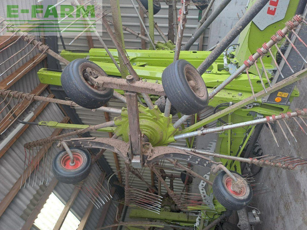 CLAAS LINER 4800 BUSINESS - Faneuse: photos 3 CLAAS LINER 4800 BUSINESS - Faneuse: photos 3