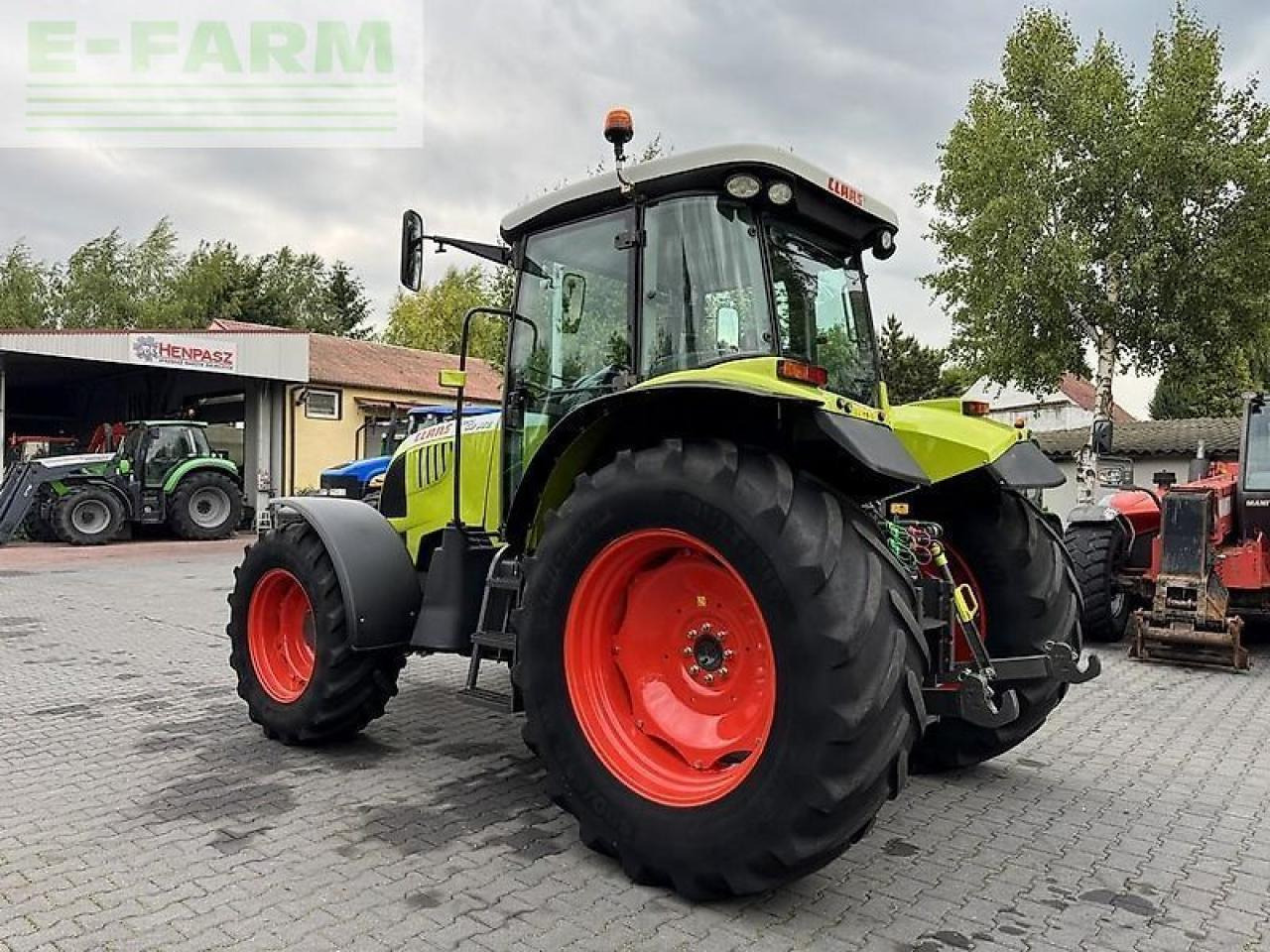 Tracteur agricole CLAAS ares 617 atz ATZ: photos 8 Tracteur agricole CLAAS ares 617 atz ATZ: photos 8