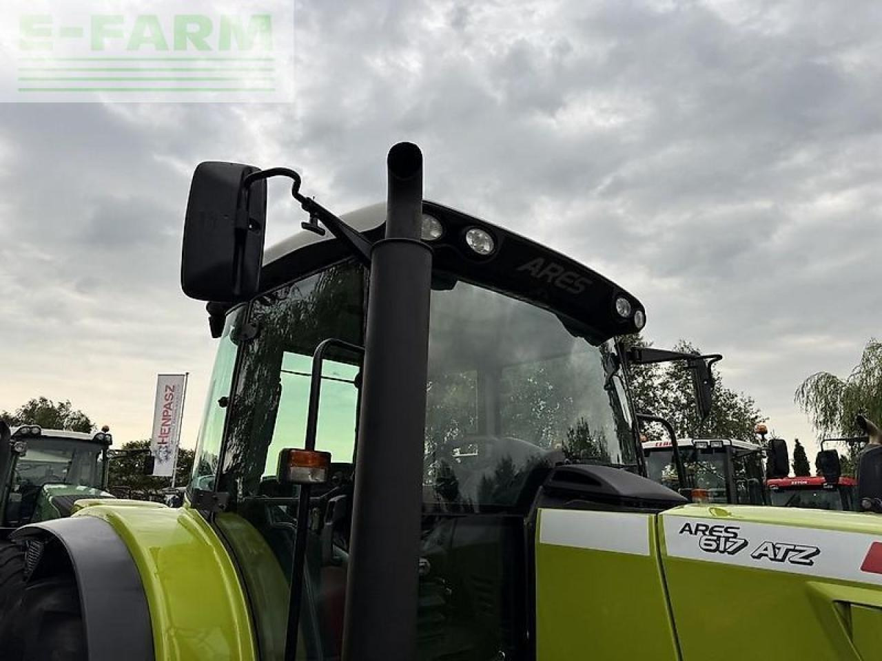 Tracteur agricole CLAAS ares 617 atz ATZ: photos 25 Tracteur agricole CLAAS ares 617 atz ATZ: photos 25