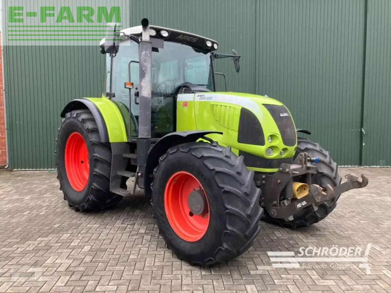 CLAAS ares 697 atz ATZ - Tracteur agricole: photos 1 CLAAS ares 697 atz ATZ - Tracteur agricole: photos 1