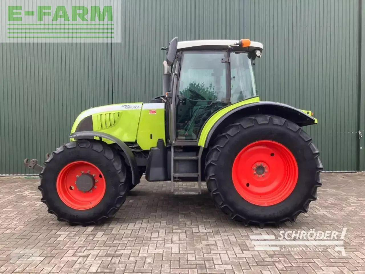 CLAAS ares 697 atz ATZ - Tracteur agricole: photos 4 CLAAS ares 697 atz ATZ - Tracteur agricole: photos 4
