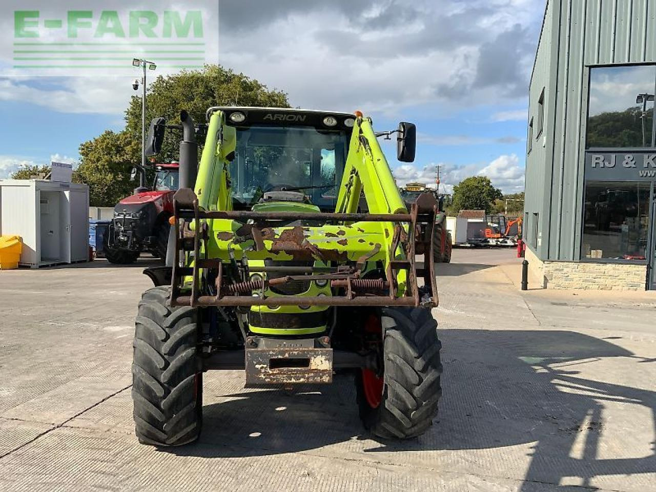 CLAAS arion 520 tractor (st23446) - Tracteur agricole: photos 4 CLAAS arion 520 tractor (st23446) - Tracteur agricole: photos 4