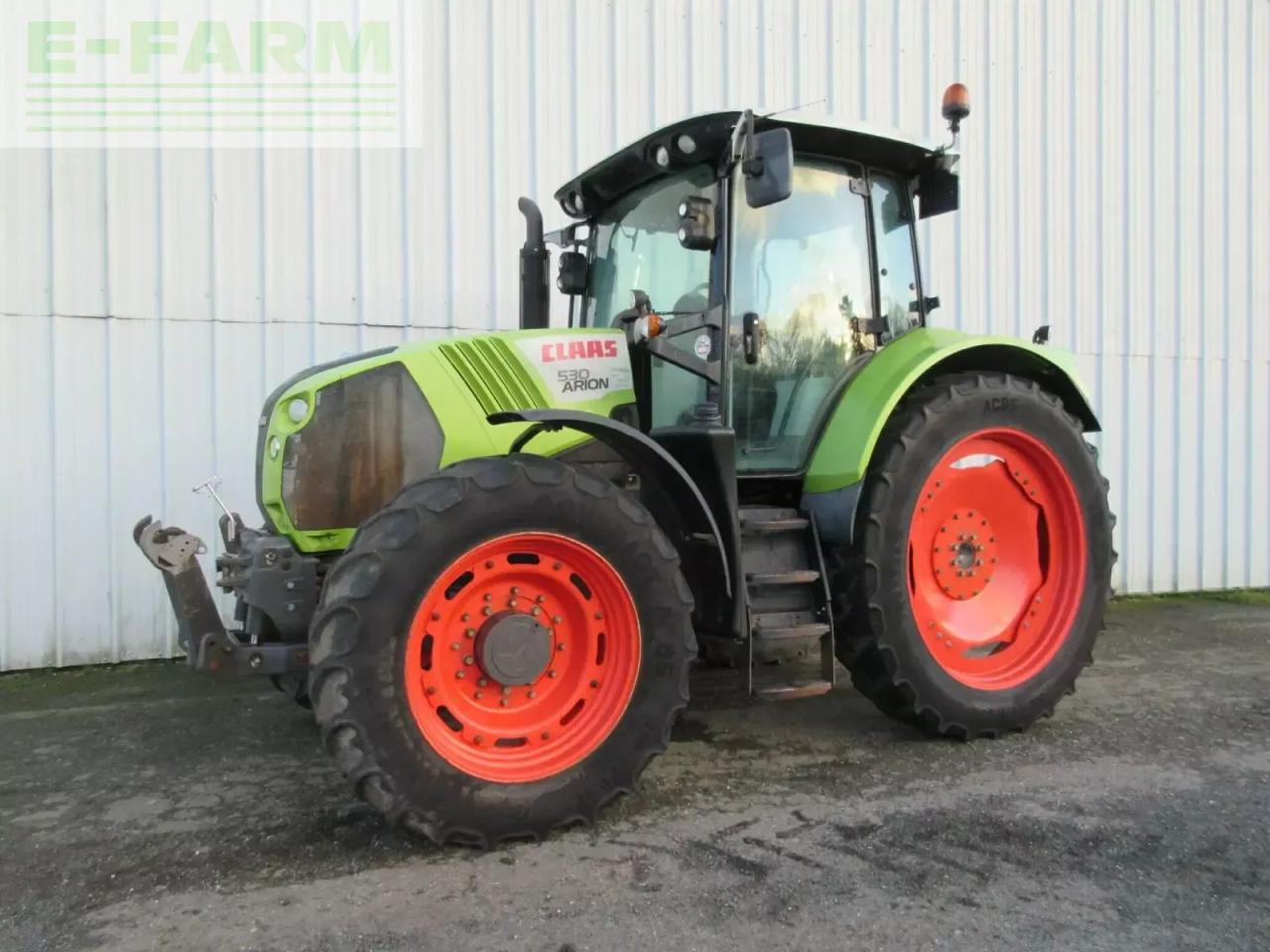 CLAAS arion 530 cis t4i CIS - Tracteur agricole: photos 1 CLAAS arion 530 cis t4i CIS - Tracteur agricole: photos 1