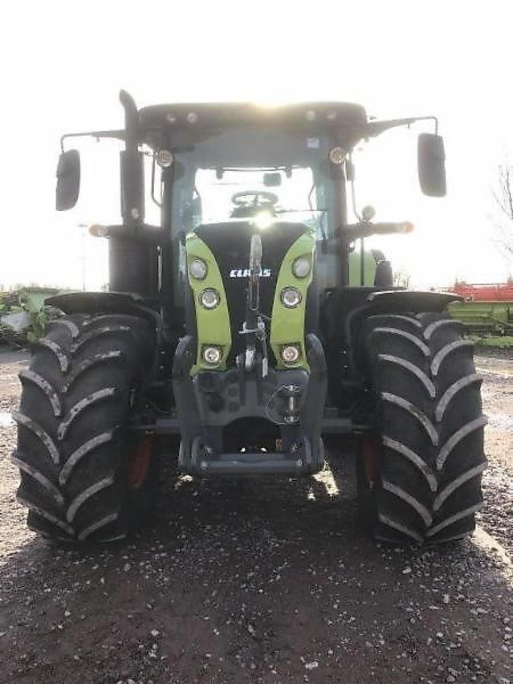 CLAAS arion 550 cmatic CMATIC - Tracteur agricole: photos 2 CLAAS arion 550 cmatic CMATIC - Tracteur agricole: photos 2