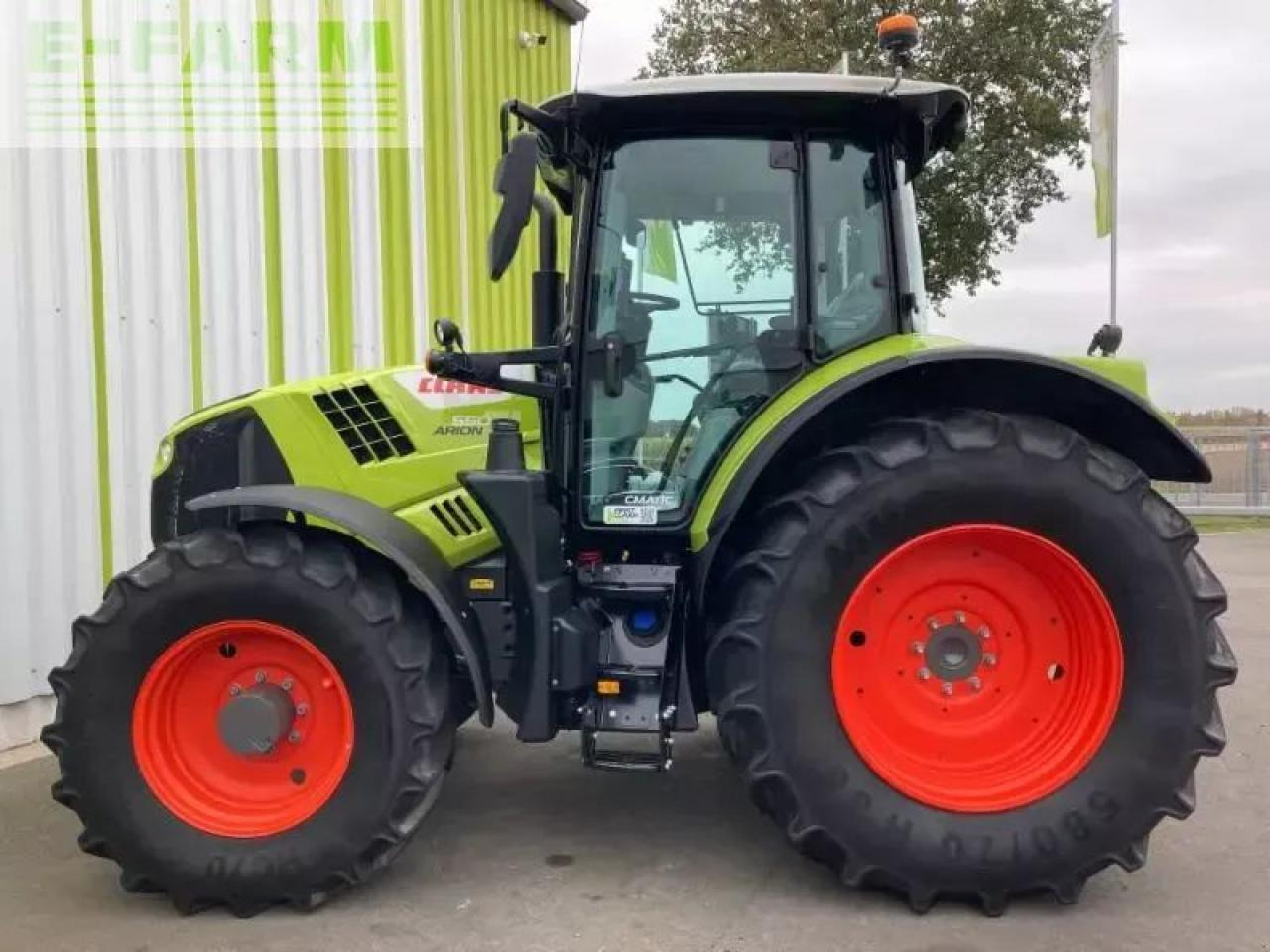 CLAAS arion 550 cmatic cis+ CMATIC CIS+ - Tracteur agricole: photos 5 CLAAS arion 550 cmatic cis+ CMATIC CIS+ - Tracteur agricole: photos 5