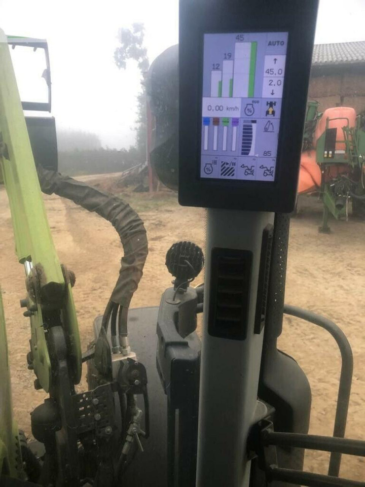 CLAAS arion 610 cmatic - Tracteur agricole: photos 5 CLAAS arion 610 cmatic - Tracteur agricole: photos 5