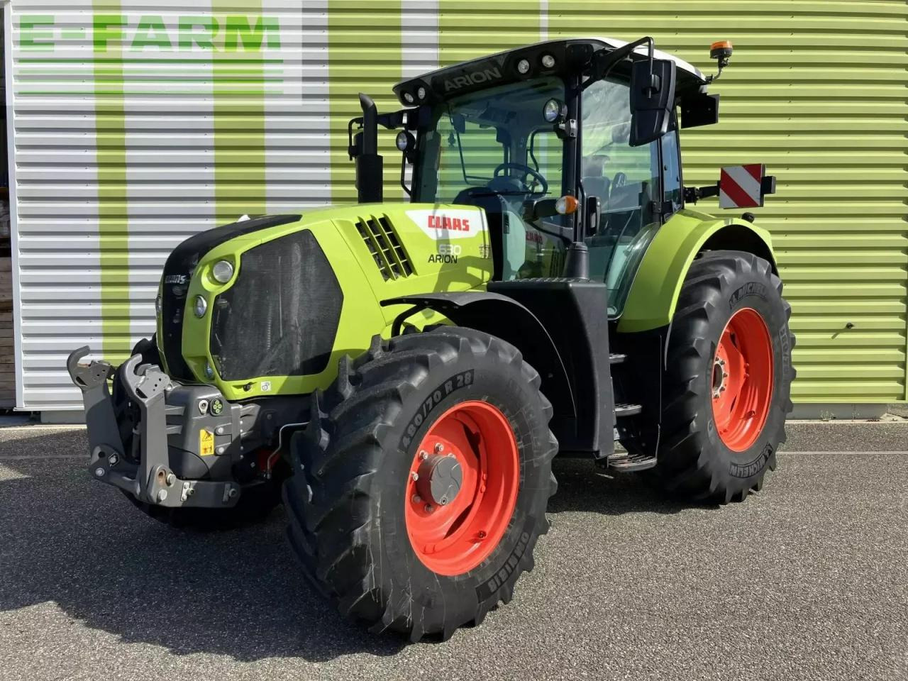 CLAAS arion 630 cis electropilot CIS - Tracteur agricole: photos 1 CLAAS arion 630 cis electropilot CIS - Tracteur agricole: photos 1