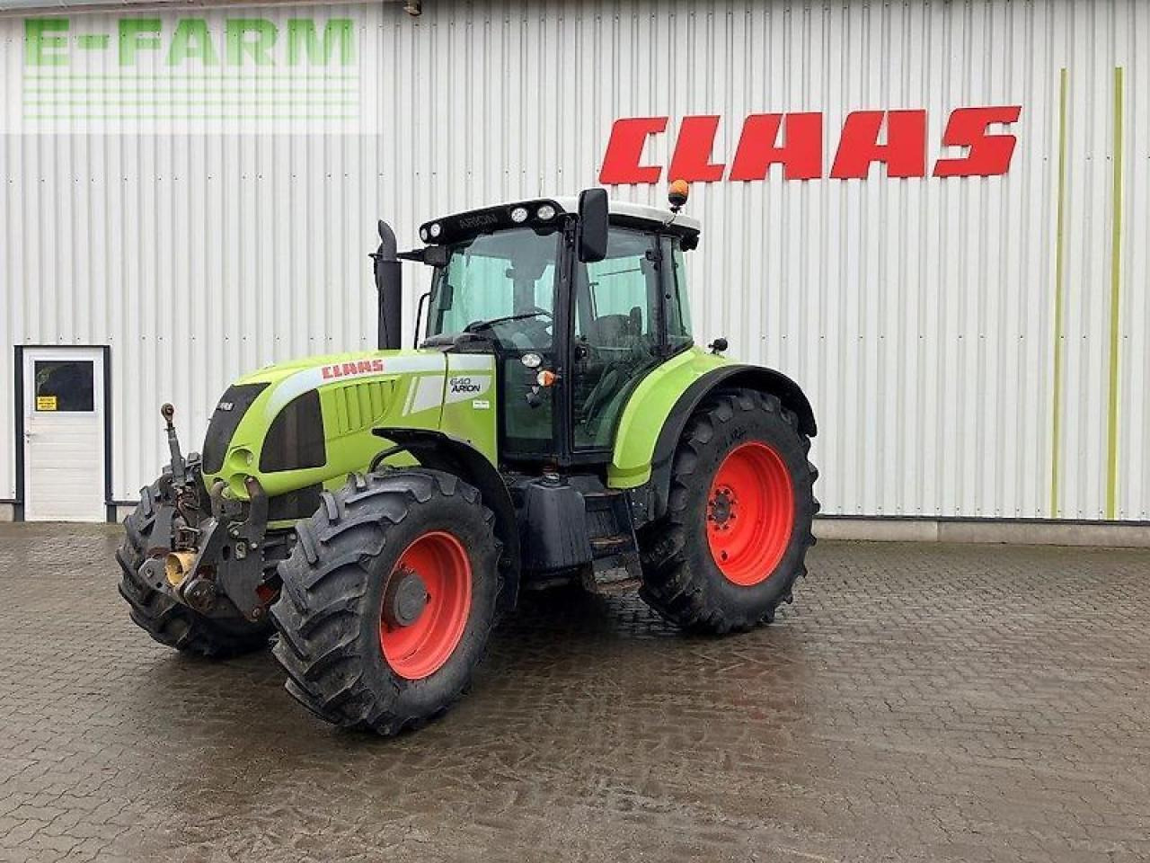 CLAAS arion 640 cis CIS - Tracteur agricole: photos 1 CLAAS arion 640 cis CIS - Tracteur agricole: photos 1